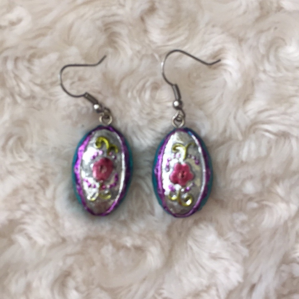 Vintage style painted earrings